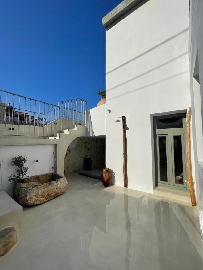 Lithos Retreat 2 Apartment Kolimvarion Bagian luar foto